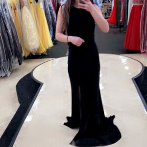 Elegant Black Evening Gown
